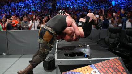 Braun Strowman manhandles Brock Lesnar in unprecedented fashion: SummerSlam 2017 (WWE Network Exclusive)