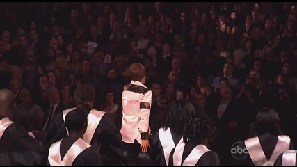 Justin Bieber със страхотно изпълнение! 21.11.2010 