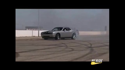 Машина За Съсипване На Гуми Dodge Challenger 2008 