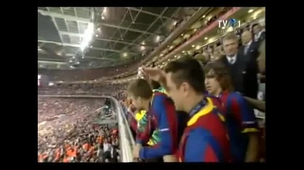 Puyol lets Abidal lift the cup ( Fc Barcelona vs Manchester United ) Ucl Final Wembley London