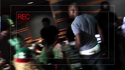Machel Montano Feat. Busta Rhymes, Olivia & Fatman Scoop - Make It Shake