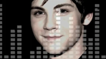 Logan Lerman * Starstruck 