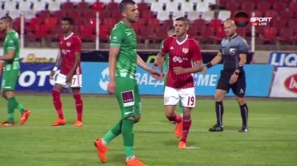 Десподов разстреля вратата на Берое от дузпа
