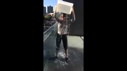 Shania Twain Ice Bucket Challenge
