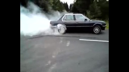 Нереален Burnout С Бмв 325i