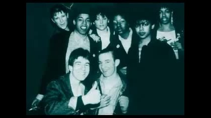 The Oppressed - Skinhead Girl