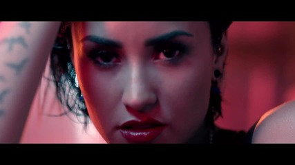 Премиера! [превод] Demi Lovato - Cool for the Summer (официално Видео)