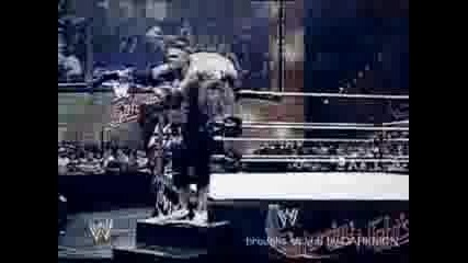 Wwe John Cena Смазва Edge Saturday Night Main Event