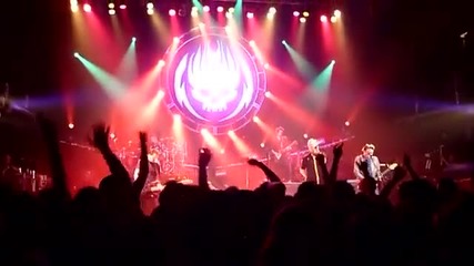 The Offspring - Hurting As One ( Live Providence 11.9.2012)