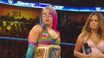 Mandy Rose interrupts Asuka: SmackDown LIVE, Feb. 19, 2019
