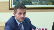 Задържаха близо 9 кг марихуана