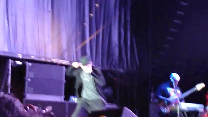 L I V E! Eminem - Square Dance @ Epicenter 2010 