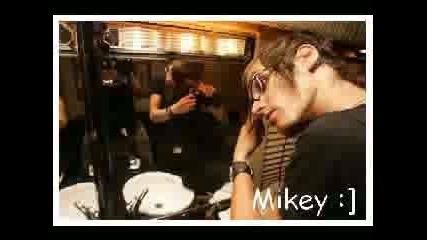 Mikey Way , Mcr