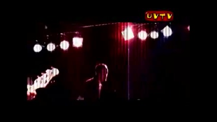 Pile Of Heads - War