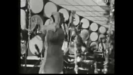 # Лили Иванова - Огънят - 1971 Live 