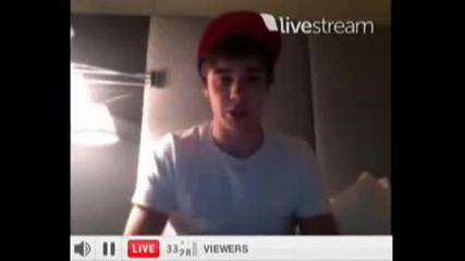 Liam прави Twitcam част 1 (april 7, 2012)