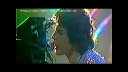 Queen - Saturday Nights Alright For Fighting