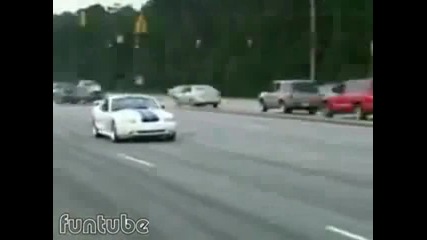 Като се фукаш така става...