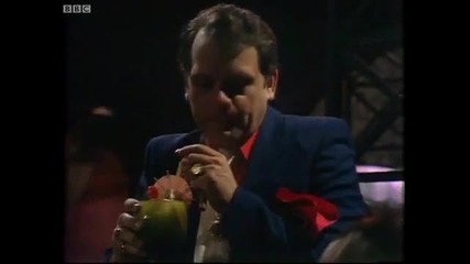 Del pulls a couple of birds - Only Fools and Horses - Bbc 