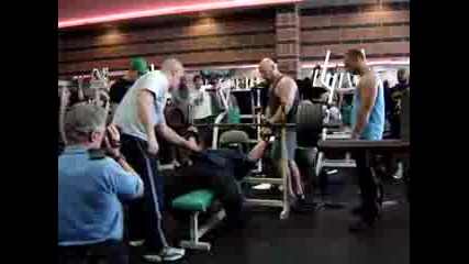 500 Bench Press - Лежанка