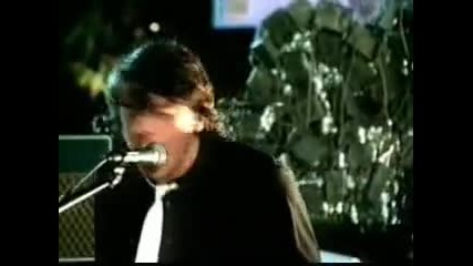 Foo Fighters - Break Out 