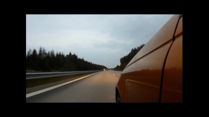 Volvo C 70 развърта скорост на магистрала, унижи мотор Хонда 1000 ,отнесе Ауди S 6