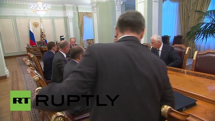 Russia: Putin meets Security Council to discuss recent Donetsk unrest