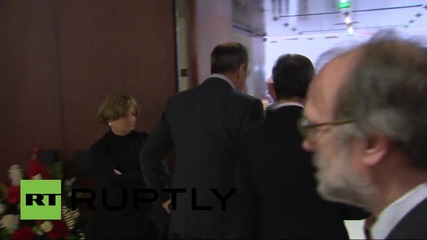 Russia: Lavrov signs book of condolence for Paris victims in Moscow