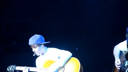 Justin Bieber - Never Let You Go на живо в Ханолулу / Хавай на 08.10.2010 