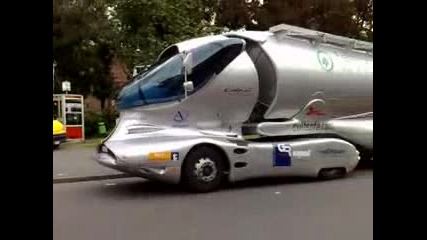 Камион с наистина интересна форма