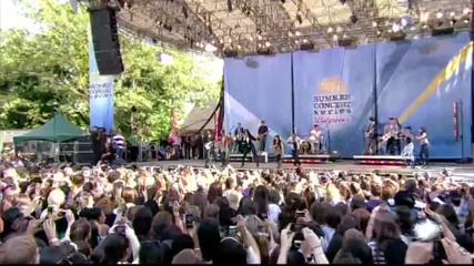 Demi Lovato & Jonas Brothers - Cant Back Down (21 - 05 - 10) 
