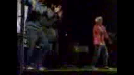 Видео000.3gp