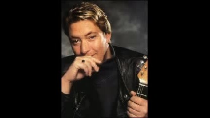 Chris Rea - Fool (If You Think Its Over)