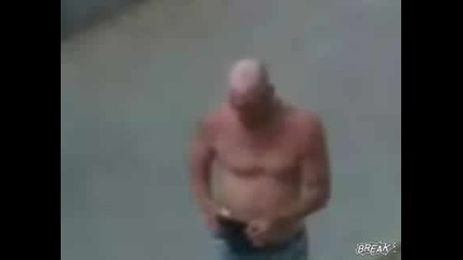 Crackhead - Gets - Beat - Up.