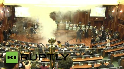 Serbia: Kosovo MP lobs tear gas grenade in parliament