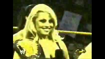 Яки Снимки На Trish Stratus