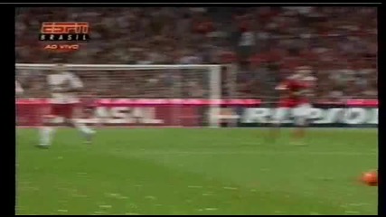 24.07.2010 Бенфика 3 - 2 Монако гол на Сагбо 