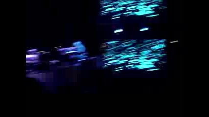 Whitney Houston - Heartbreak Hotel - Live & Loud Concert 2007 