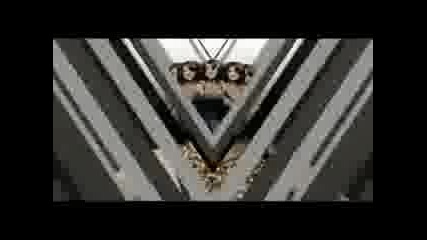 Selena Gomez The Scene - Naturally 