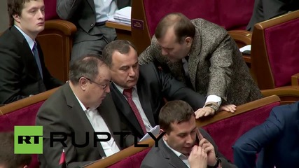 Ukraine: MPs disrupt Rada to protest corruption in Yatsenyuk's government