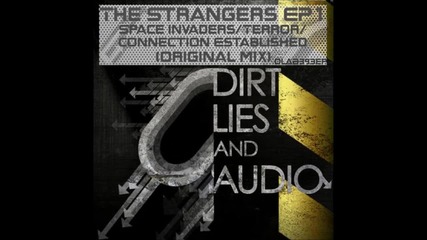 The Strangers - Space Invaders (original Mix)