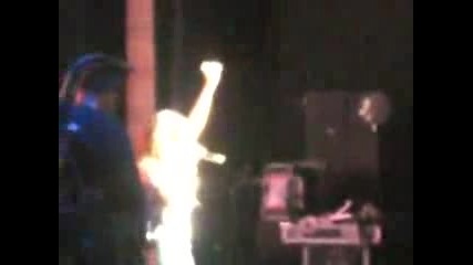 Ashley Tisdale - Hair (kiss Concert 2009)