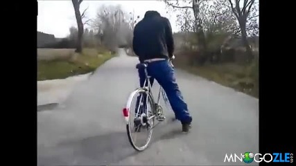 Пиян поляк кара колело