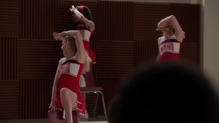 Toxic - Glee Style (season 5 episode 12)