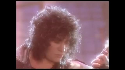 Kiss - Turn On The Night