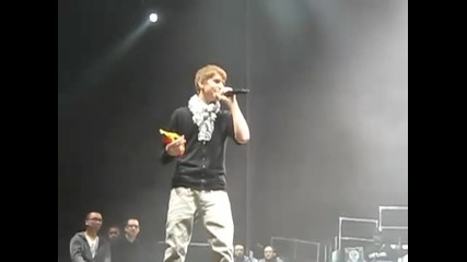 Amazing! Justin Bieber Singing 3am - March 16th Soundcheck