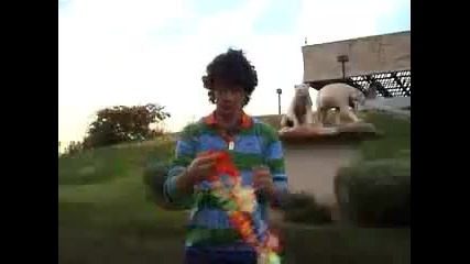 Baby Bottle Pop Music Video - The Jonas Brothers 
