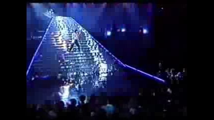 Cliff Richard - Give A Little Bit More