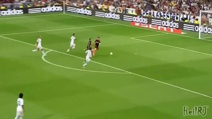 Lionel Messi Best Goals and Skills 2012/2013