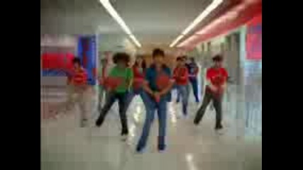High School Musical 2 - What Time Is It {Бг Субтитри}